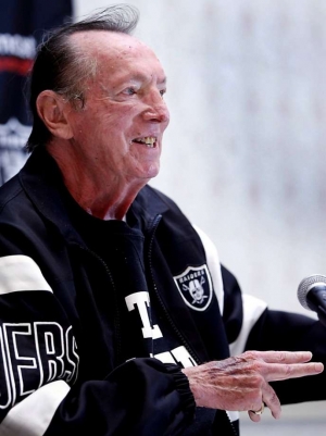 Al Davis inducted in 1992 Al Davis